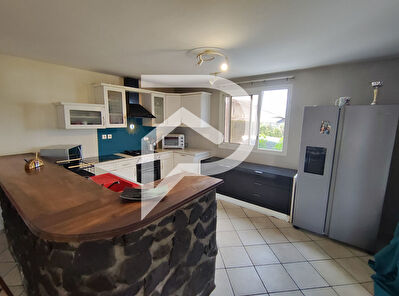 Villa avec piscine, vue mer, 134 m2 sur 930m²