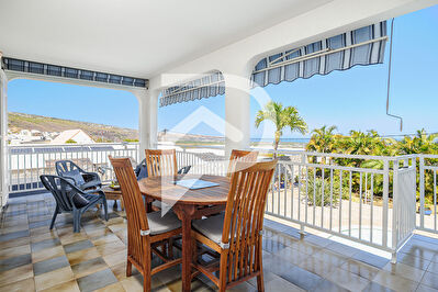 Belle villa familiale F4/5 sur 910m²  à la Plaine ST PAUL