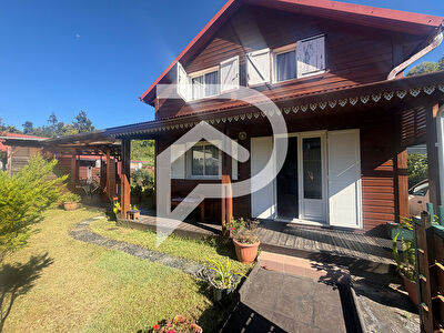 Chalet F4 au coeur de la Plaine des Palmistes 