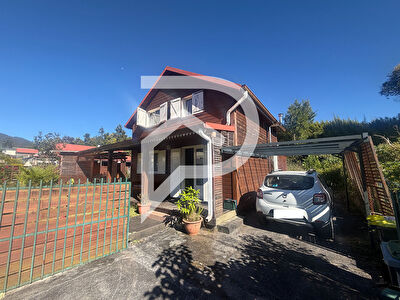 Chalet F4 au coeur de la Plaine des Palmistes 