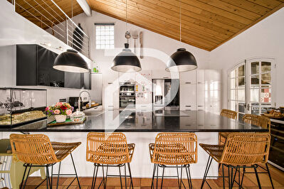 Villa de charme rénovée avec cachet créole et confort contemporain