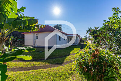 Maison contemporaine avec vue mer et prestations premium