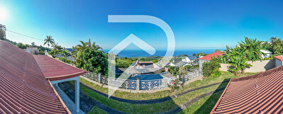 Maison contemporaine avec vue mer et prestations premium