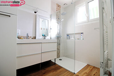 Maison Villenave d'Ornon - 8 pièce(s) - 202 m²