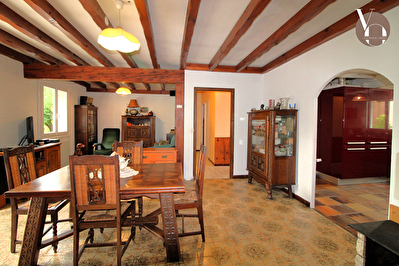 Maison et dépendances - Avensan 171 m²