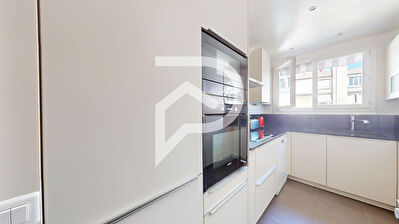 Boulogne-Billancourt 4 pièces - 3 chambres 91.02 m2