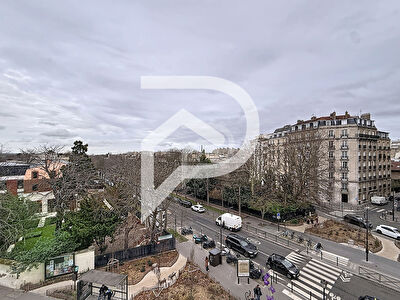 +++ VUE DÉGAGÉE TOUR EIFFEL - LUMINEUX - QUARTIER LES PRINCES +++ 