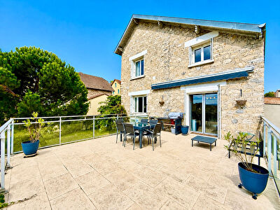 Brive, maison en impasse, 3 chambres, 100m2 sur un terrain de 610 m2 !