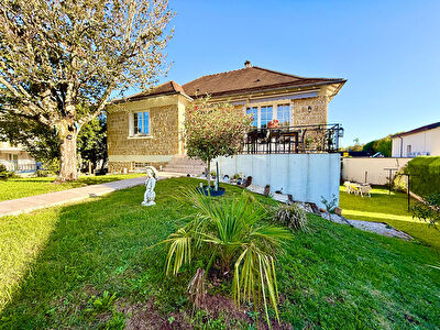 Maison, plain-pied, 4 chambres ,114m2 sur 552m2 de terrain !