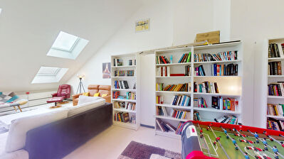 Monopropriété de 254 m2 - Besançon Est