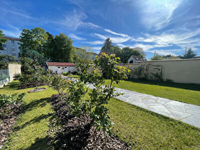 Maison  85 m²