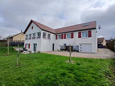 VILLA AXE GISORS GOURNAY EN BRAY 193M2 6 CHAMB DONT 2 SUITES.