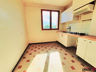 AIX EN PROVENCE - Appartement de 61m² avec parking