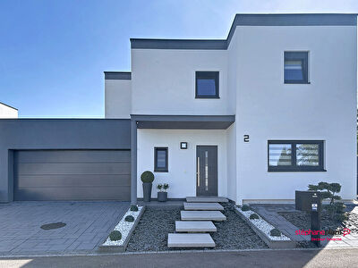 Maison contemporaine avec piscine à Saverne