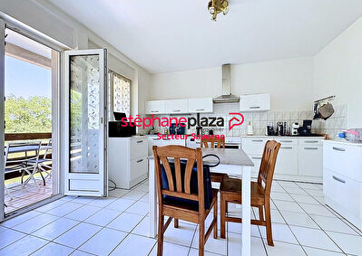 Appartement F4 avec terrasse, jardin, garage et parking à Marmoutier