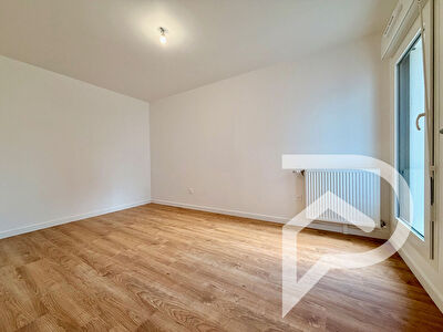 Appartement Vitry Sur Seine 3 pièce(s) 65.80 m2
