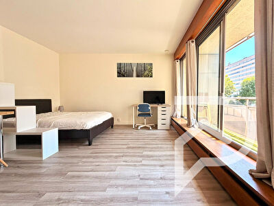 Studio 36,22m2 en plein centre ville proche transports et commerces