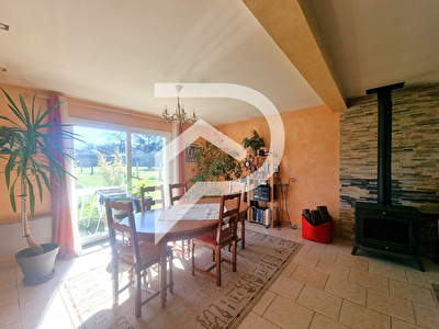 Maison familiale sur une commune avec école et quelques minutes seulement des commerces