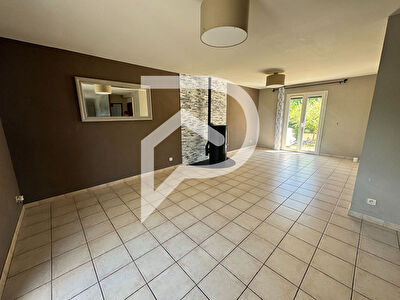 Maison familiale 4 chambres 10min Anet