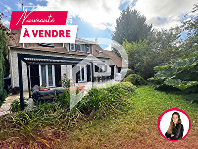 Belle maison traditionnelle avec garage à 10 minutes d'Ezy-sur-Eure et 15 mn de la N12