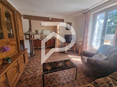 Maison 2 chambres avec potentiel À 5 minutes de Mantes la Jolie, cadre paisible en bord de Seine