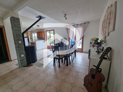 Maison familiale avec garage dans une commune avec écoles et commerces à 7 minutes d'Anet