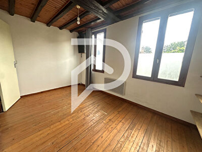 Appartement 3 pièces dans une commune avec écoles élémentaire et commerces proche Anet