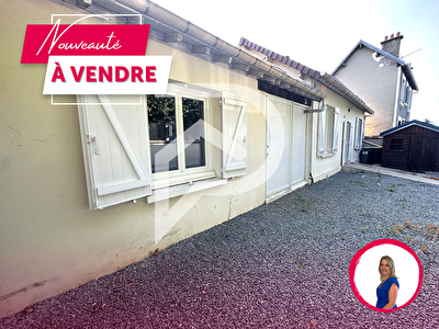 Maison de plain pied centre ville d'Anet