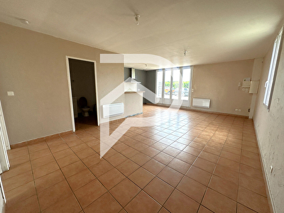 Immeuble avec 4 appartements loués Investissement locatif à 20 mn de Houdan