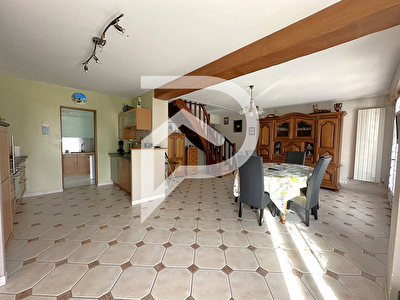 Maison trois chambres à 20 mn de Houdan