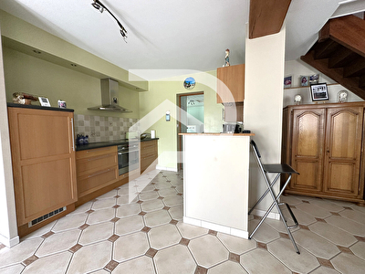 Maison trois chambres à 20 mn de Houdan