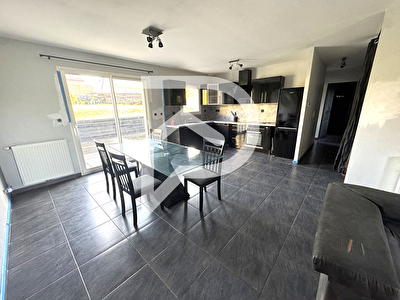 Maison plain-pied 5 chambres gare et commerces à pied à 10 mn de Ezy sur Eure
