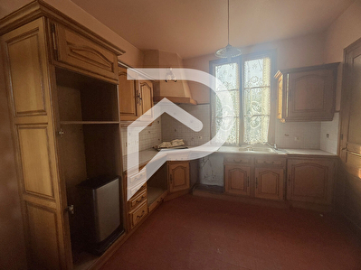 Maison familiale de 75m², 3 chambres, sur une commune avec écoles maternelles et primaires à 10 mn de Bueil