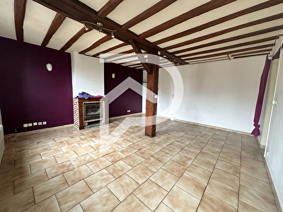 Appartement 3 pièces dans une commune avec écoles élémentaire et commerces à 20 mn de Houdan