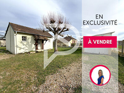Maisonnette à aménager de 30m² avec garage et terrain 500m²