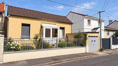 Maison Goussainville 4 pièce(s) 92 m2 GOUSSAINVILLE photo 2