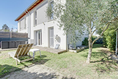 Maison familiale 3 chambres avec jardin - Rumilly