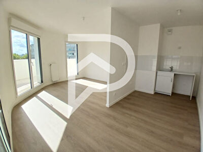 Appartement Colombes 4 pièce(s) 98.96 m2 duplex terrasse parking