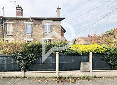 Maison Meulière Argenteuil 3 pièce(s) 66.58m2 habitable /Surface au sol totale : 101,84 m²