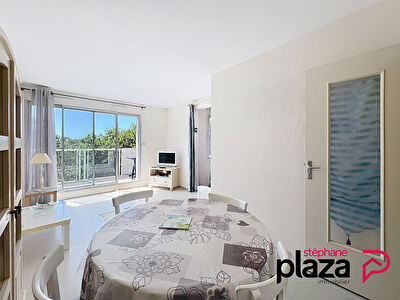 Appartement T1 b avec aperçu mer 200m de la plage de Nauzan
