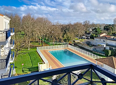 Appartement Pontaillac 2 pièces avec terrasse