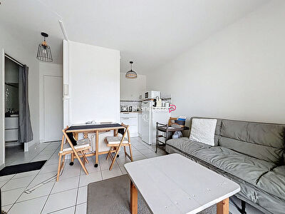 Appartement Pontaillac 2 pièces avec terrasse