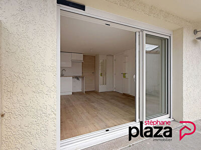 Appartement Royan 1 pièce parking centre ville