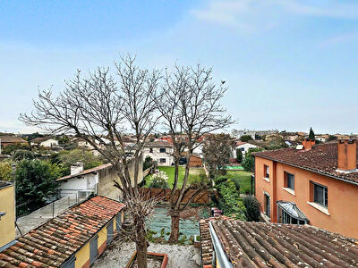 Appartement T2 60.25m² au sol  avec terrasse de 13m² Centre Blagnac