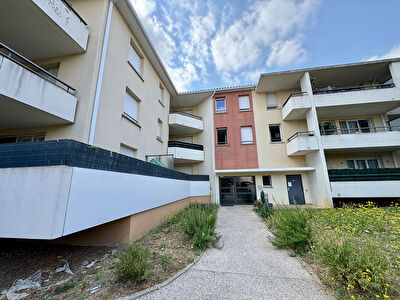 Appartement T3 meublé - Golf de SEILH
