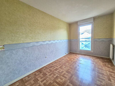 Melun _Appartement 4 pièces 77 m² MELUN photo 9