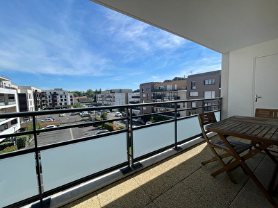 Appartement 4 pièces 77m2 + 2 places de parking