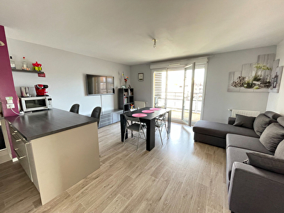 Appartement 4 pièces 77m2 + 2 places de parking
