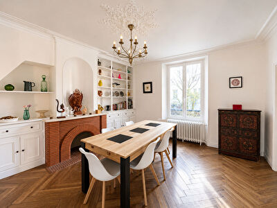 A vendre Maison bourgeoise 242 m² | Jardin 506 m² | Centre-ville de Melun