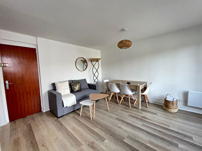 Appartement Melun 2 pièces MEUBLE 32 m2